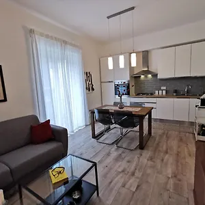  Appartamento Dagnino House - Luxury In The Center Of Italia